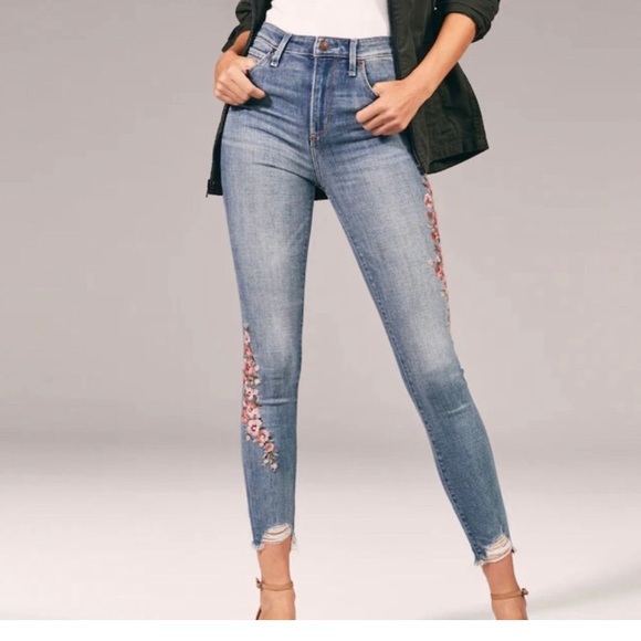 Abercrombie & Fitch “Simone” Distressed High Waist Embroidered Jeans - Picture 2 of 12